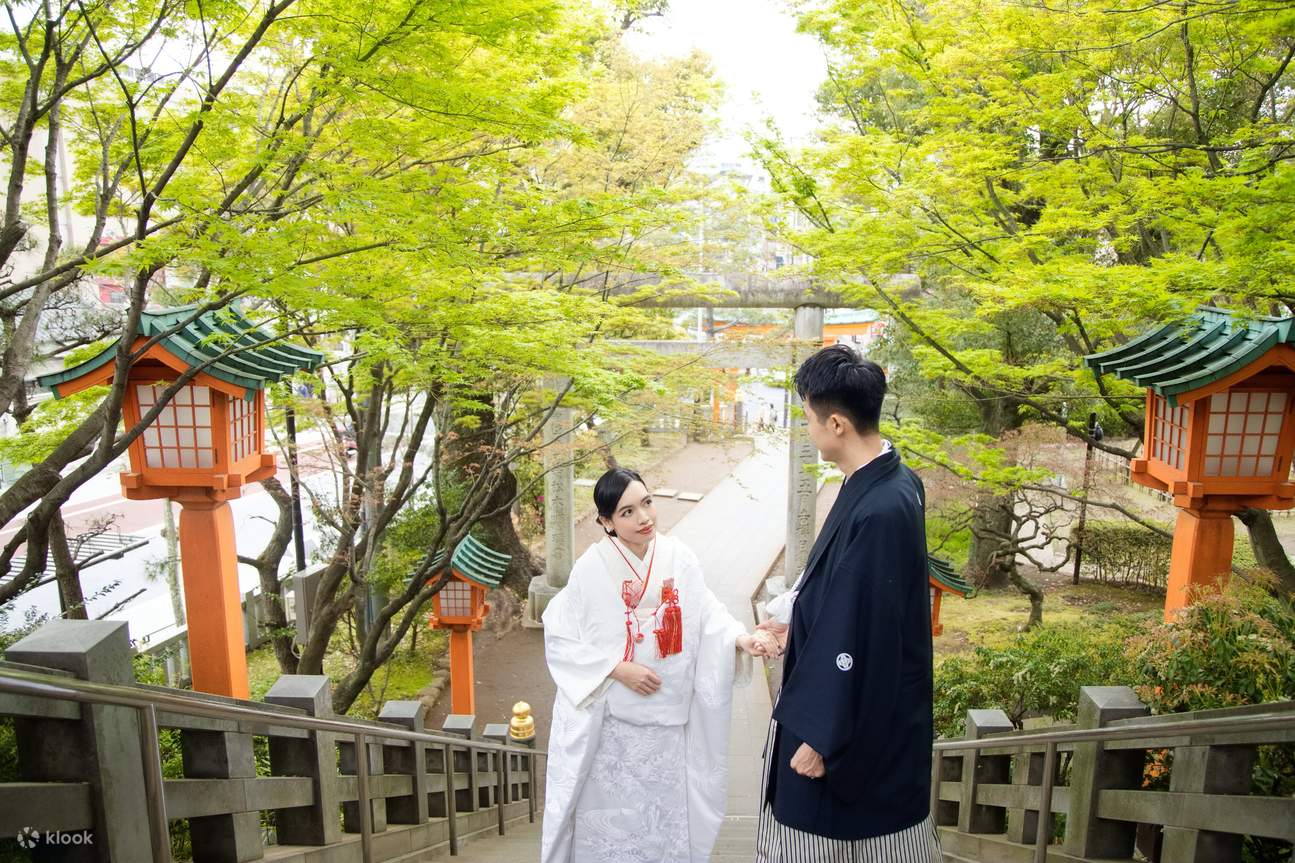 Tokyo: Wedding Photo Tour dengan 3 Lokasi & Pro Styling